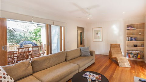 Amour Eva Retreats - QLD Tourism 1