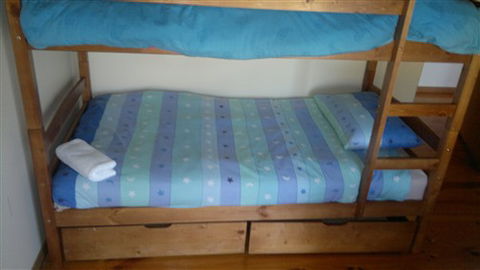 Vals Retreat - QLD Tourism 1