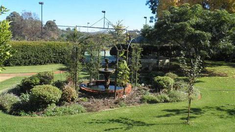 Waldara Cottage - QLD Tourism 7