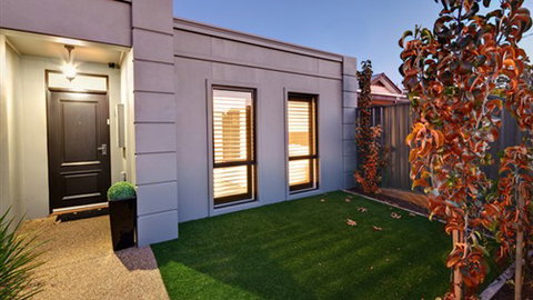 Toscano, Milano & Veneto On Olive - QLD Tourism 4