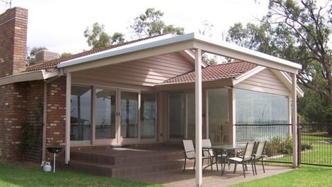 Mulwala Lakeside - QLD Tourism 0