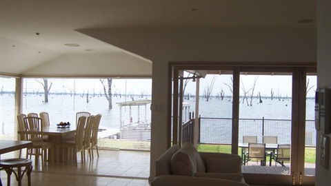 Mulwala Lakeside - QLD Tourism 4