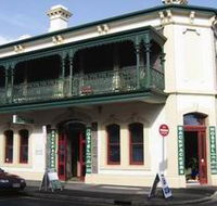 Adelaide's Shakespeare Backpackers International Hostel - QLD Tourism