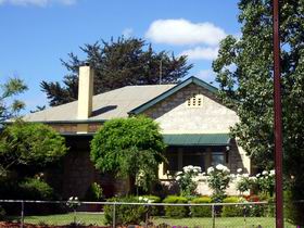 Angaston Rose B&B - QLD Tourism 0