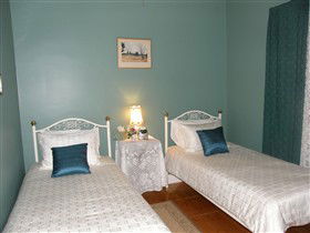 Angaston Rose B&B - QLD Tourism 1