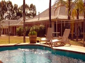 Best Western Standpipe Golf Motor Inn - QLD Tourism 0