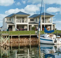 Club Marina Holidays - Queensland Tourism