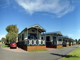 Woodville SA QLD Tourism