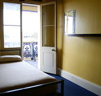 Glenelg Beach Hostel - Queensland Tourism
