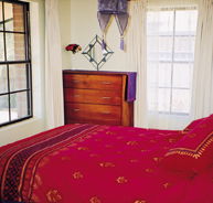 Loverings Lodge - Emu Bay - QLD Tourism