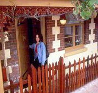 Melbourne Street Mews - QLD Tourism