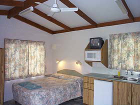 Naracoorte Holiday Park - QLD Tourism 1