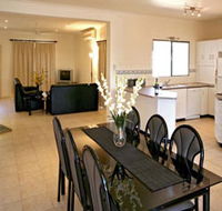 Riverwalk Retreat Karinga Park - Queensland Tourism