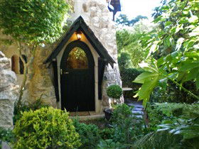 The Castle Keep B&B At Thorngrove - QLD Tourism 2