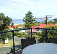 Victor Apartments - Surfs Up - Queensland Tourism