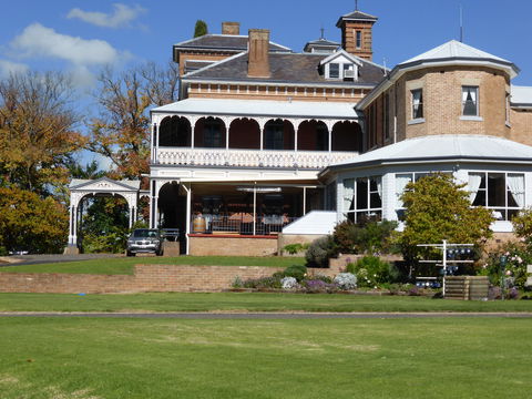 A Colourcity Apartments - QLD Tourism 6
