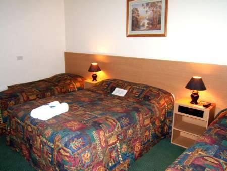 A Oscar Motel - Queensland Tourism 2