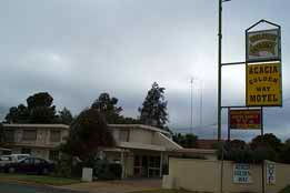 Acacia Golden Way Motel - Queensland Tourism 0