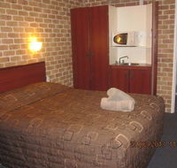 Acacia Motor Inn - QLD Tourism