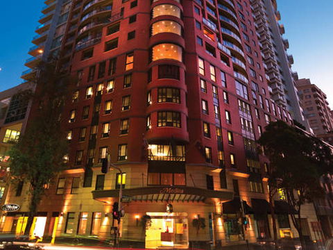 Adina Apartment Hotel Sydney - Queensland Tourism 8