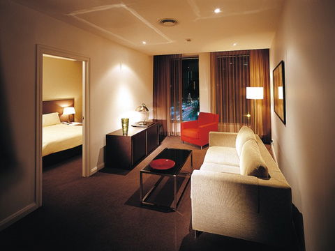 Adina Apartment Hotel Sydney, Central - Queensland Tourism 0