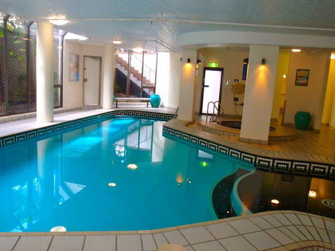 Aegean Apartments - QLD Tourism 1