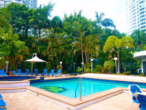 Aegean Apartments - QLD Tourism 5