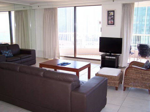 Aegean Apartments - QLD Tourism 10