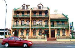 Alpine Heritage Motel - QLD Tourism 4