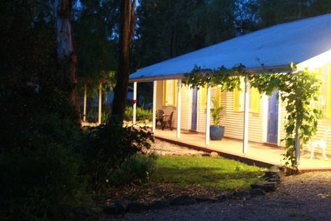 Amy's House - QLD Tourism 0