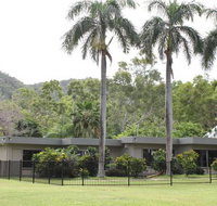 Arcadia Village Motel - QLD Tourism