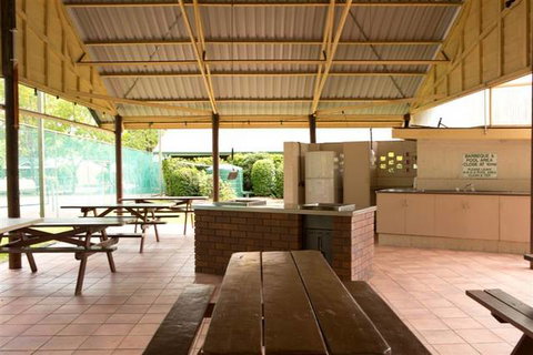 Armidale Tourist Park - QLD Tourism 0