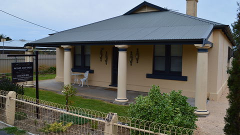 Agnes Cottage Bed And Breakfast - QLD Tourism 4
