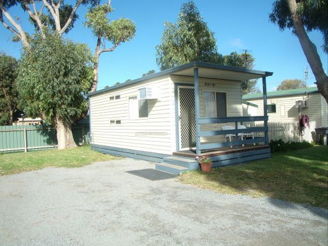 Elliston Waterloo Bay Tourist Park - QLD Tourism 9