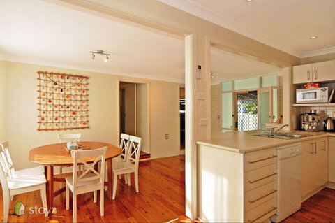 Hayes Beach House - QLD Tourism 8