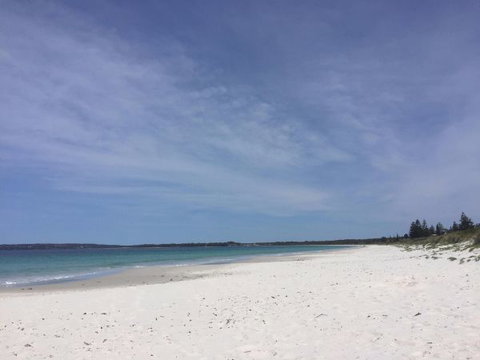 Hayes Beach House - QLD Tourism 9