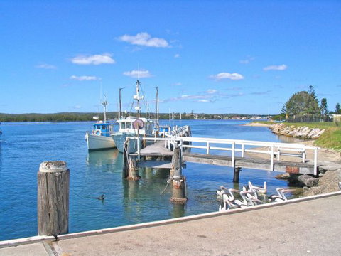 Comarong Cottage - QLD Tourism 8
