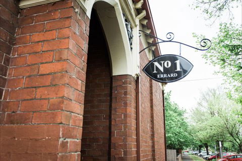 No1 Errard - QLD Tourism 0