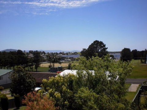 Anchors Aweigh - QLD Tourism 1
