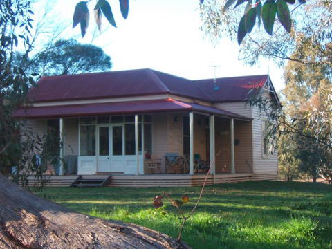 Baranduda Homestead B&B Cottages - QLD Tourism 0