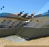 Walters Holiday Home - QLD Tourism