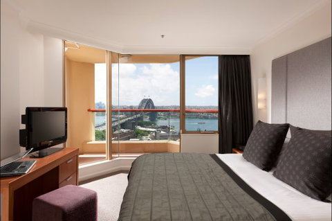 Quay West Suites Sydney - QLD Tourism 6