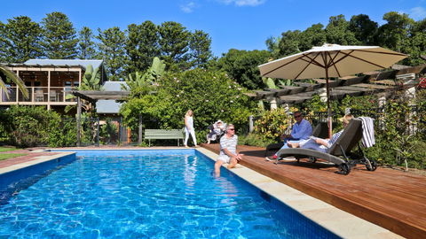 Birks River Retreats - Queensland Tourism 0