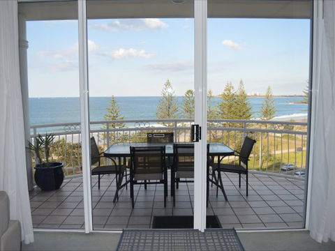 Aquarius Resort - Queensland Tourism 1