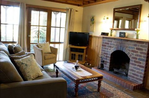 Beechworth Camellia Cottage - QLD Tourism 2