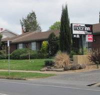 Bristol Hill Motor Inn  Peppas Licensed Restaurant - QLD Tourism