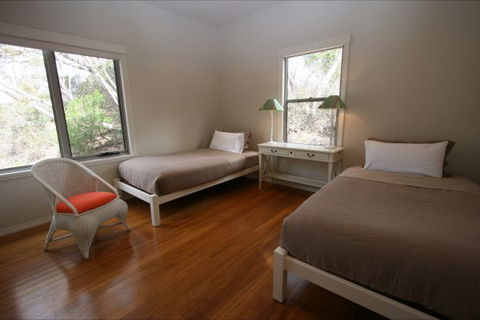 De Coudie Beach House - QLD Tourism 9