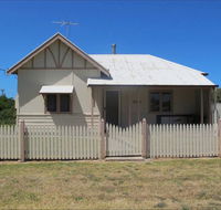 Ellison's Holiday Home - QLD Tourism