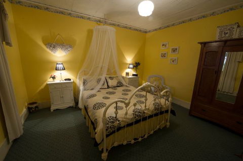 Enerby Farm Cottage - QLD Tourism 4