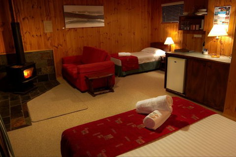 Granite Belt Brewery Retreat - QLD Tourism 1